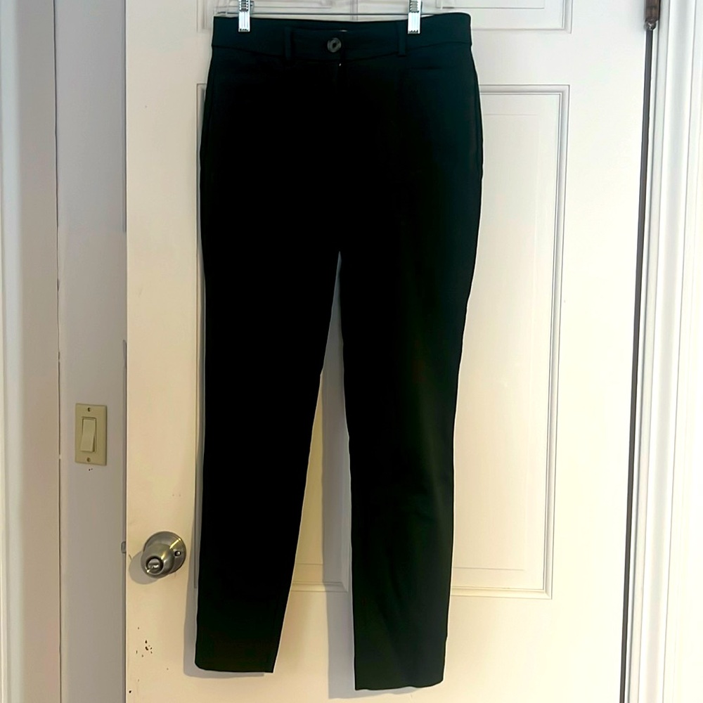Dark green Sutton skinny pants from the loft size 2